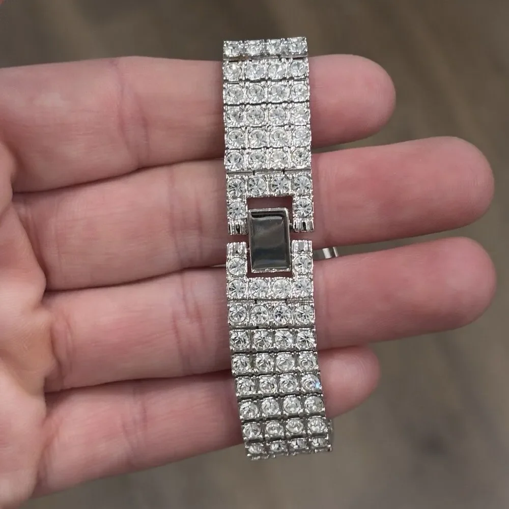 Vintage Xanadu Watch Rhinestone Silver Tone Bracelet MOP Needs Battery 6.75
